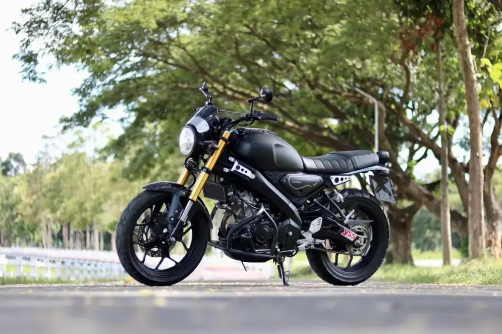 Yamaha XSR 155: Where Retro Charm Meets Modern Riding Thrills