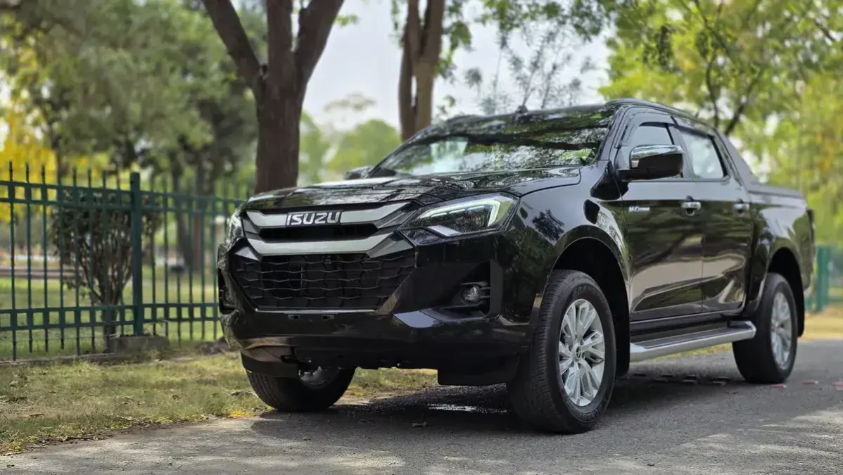 Isuzu D-Max V-Cross Auto Plus: The Powerhouse Pickup Reimagined