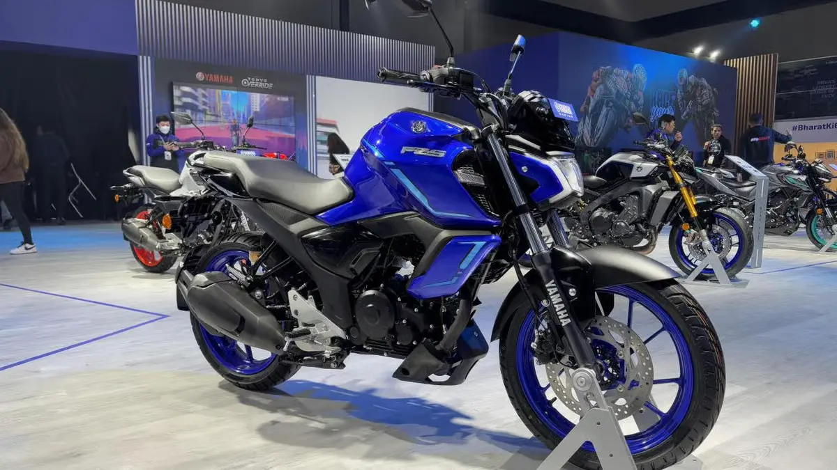 2025 Yamaha FZ-S Fi Hybrid Review – Price, Features & Mileage